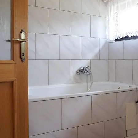 Baron بيت ضيافة 3*